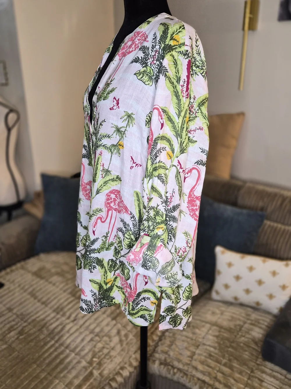100% Linen - Flamingo Print Lightweight Women’s Blouse - Pink/Green - Picture 4 of 7